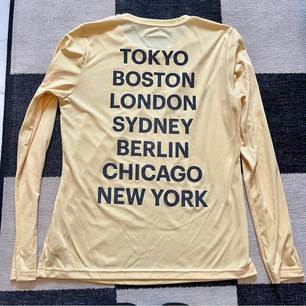 World Marathon Majors shirt - Small